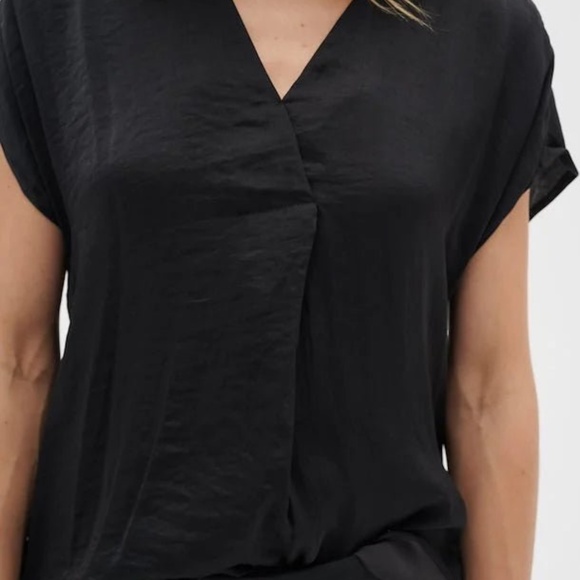 Yellow Inwear Blouse - Short Sleeves V-Neck - Picture 13 of 15